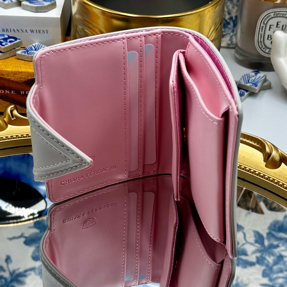 🆕 CHIARA FERRAGNI 🧿 BNIB Range A Eyelike Bifold Wallet, Grey - Picture 11 of 16